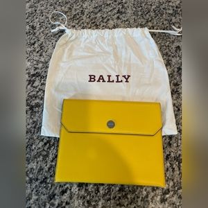 Bally purse